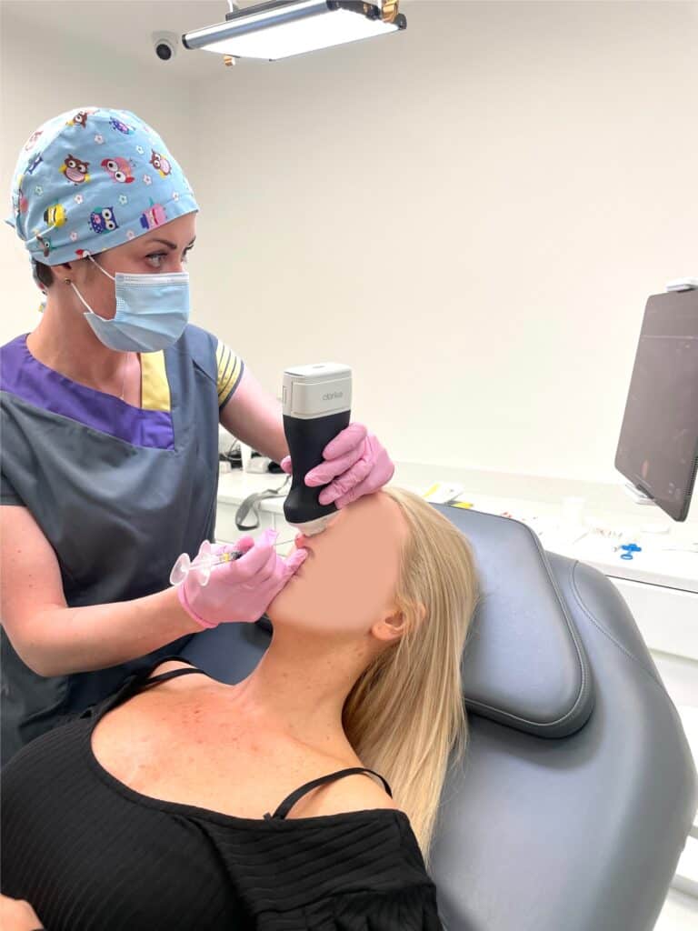 Dr Rowland-Warmann is a master of this treatment